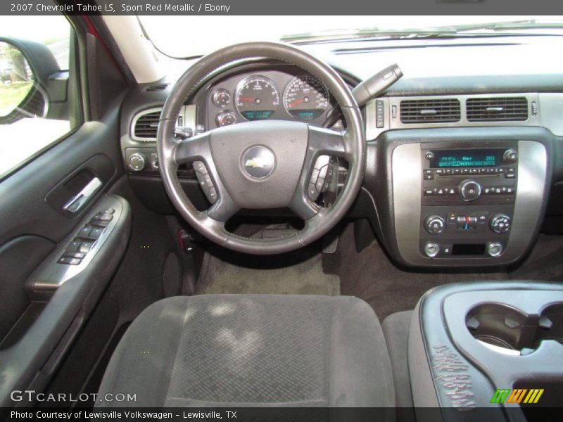 Dashboard of 2007 Tahoe LS