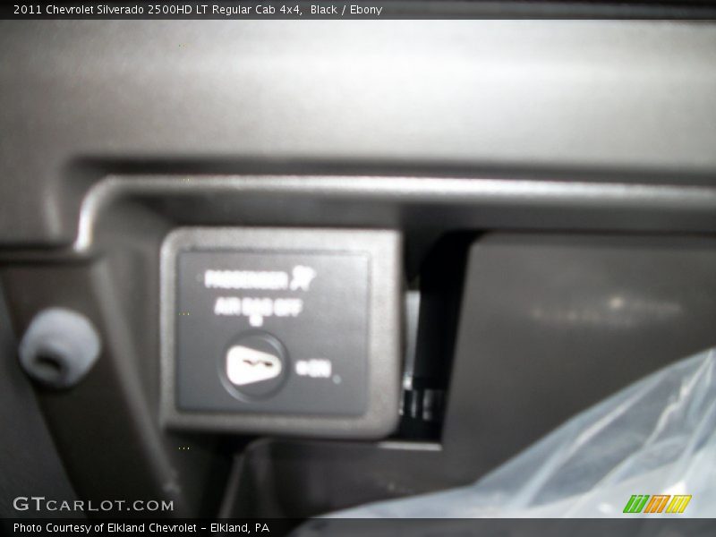 Black / Ebony 2011 Chevrolet Silverado 2500HD LT Regular Cab 4x4
