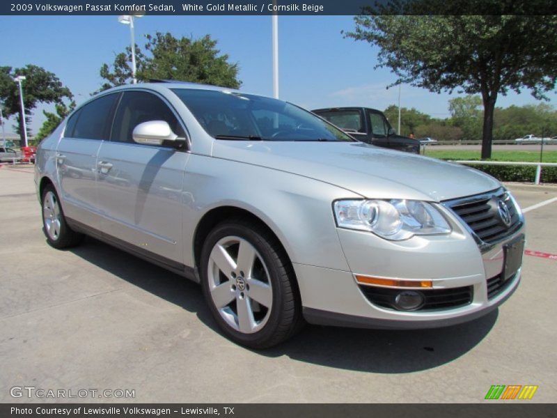 Front 3/4 View of 2009 Passat Komfort Sedan