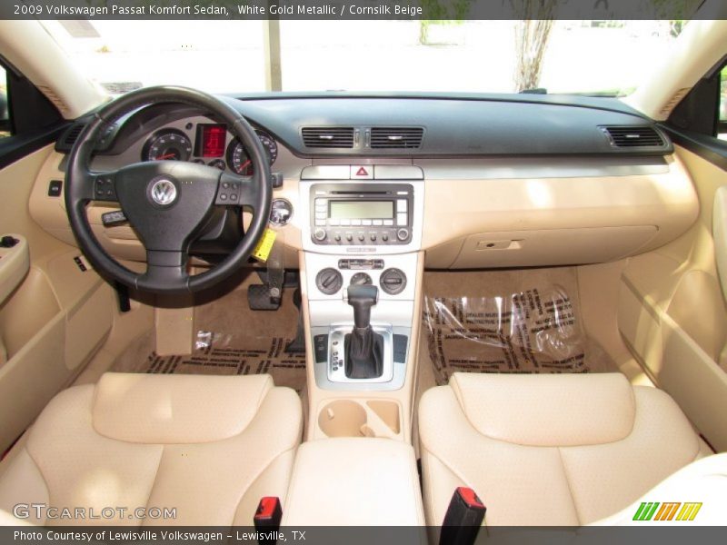 Dashboard of 2009 Passat Komfort Sedan
