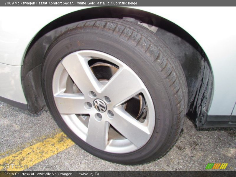 White Gold Metallic / Cornsilk Beige 2009 Volkswagen Passat Komfort Sedan
