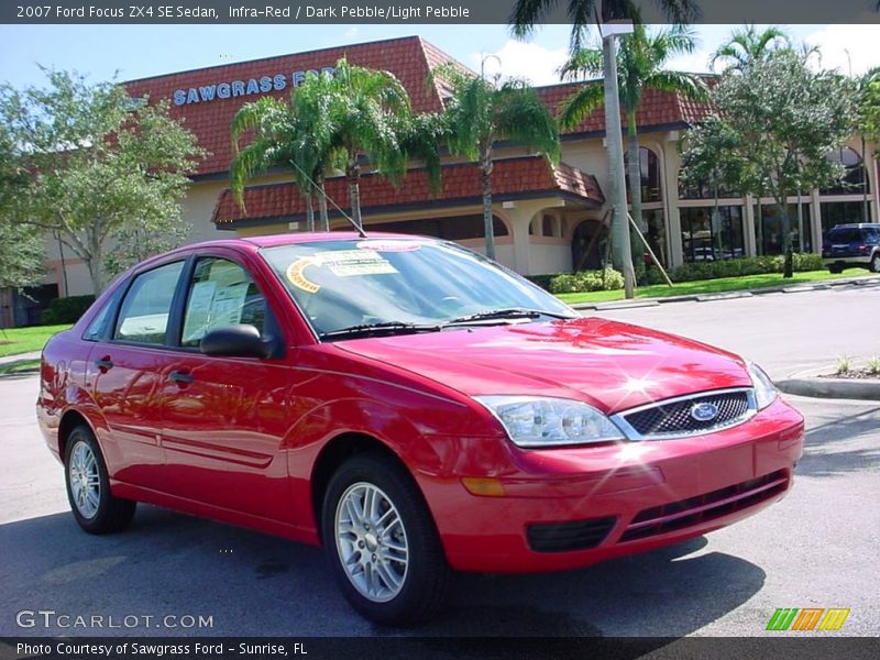 Infra-Red / Dark Pebble/Light Pebble 2007 Ford Focus ZX4 SE Sedan