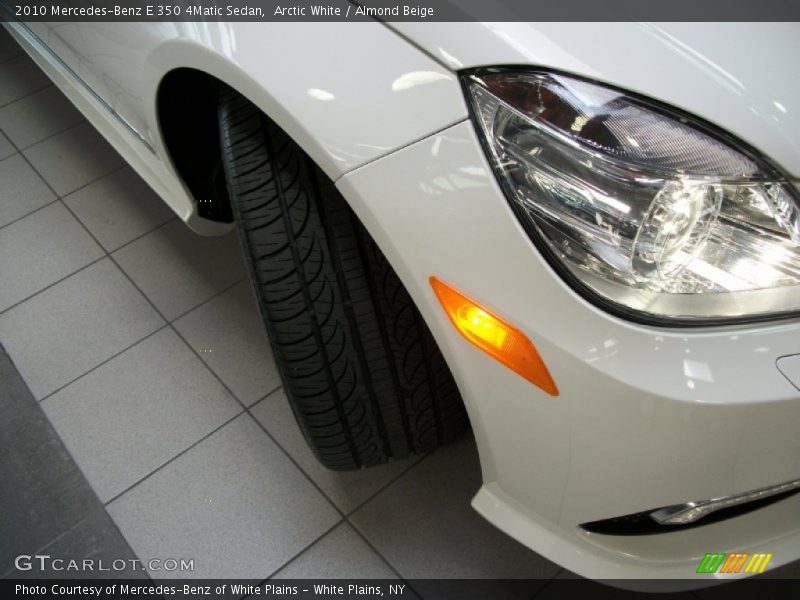 Arctic White / Almond Beige 2010 Mercedes-Benz E 350 4Matic Sedan