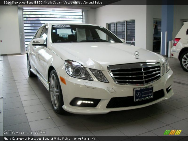 Arctic White / Almond Beige 2010 Mercedes-Benz E 350 4Matic Sedan