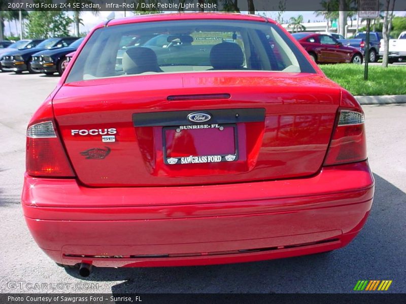 Infra-Red / Dark Pebble/Light Pebble 2007 Ford Focus ZX4 SE Sedan