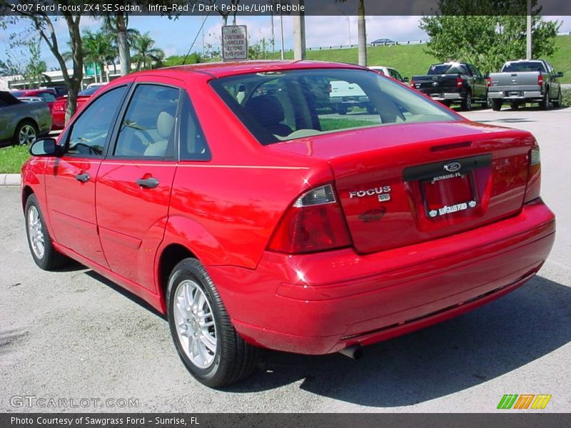 Infra-Red / Dark Pebble/Light Pebble 2007 Ford Focus ZX4 SE Sedan