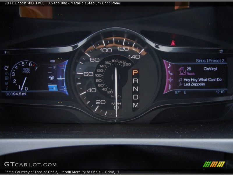 Tuxedo Black Metallic / Medium Light Stone 2011 Lincoln MKX FWD