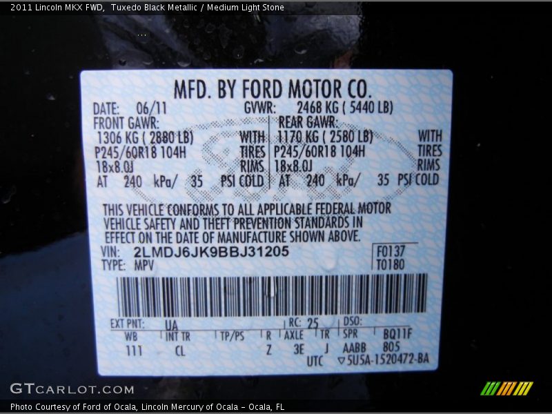 Tuxedo Black Metallic / Medium Light Stone 2011 Lincoln MKX FWD