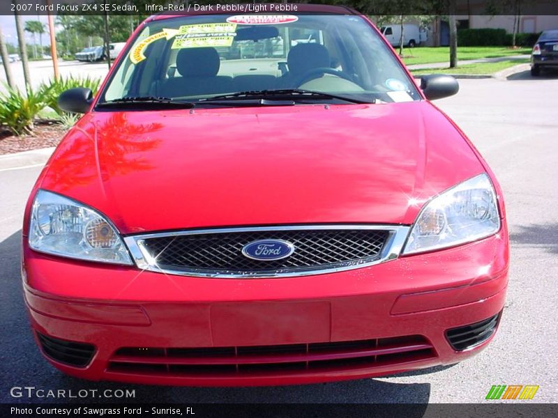 Infra-Red / Dark Pebble/Light Pebble 2007 Ford Focus ZX4 SE Sedan