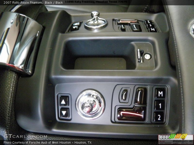 Black / Black 2007 Rolls-Royce Phantom
