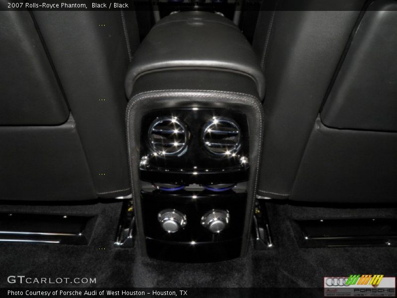 Black / Black 2007 Rolls-Royce Phantom
