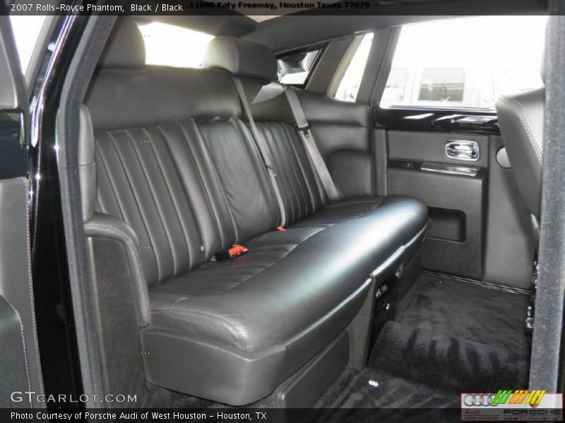 Black / Black 2007 Rolls-Royce Phantom