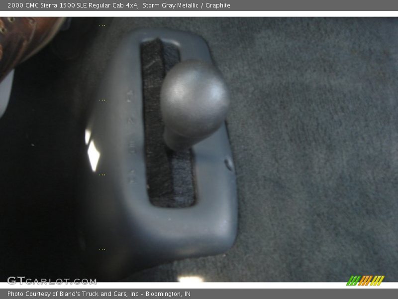 Storm Gray Metallic / Graphite 2000 GMC Sierra 1500 SLE Regular Cab 4x4