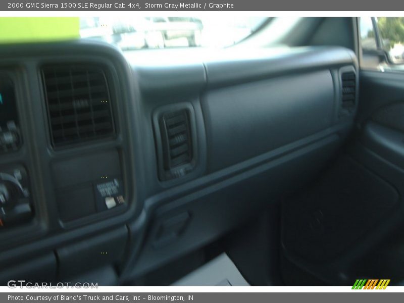 Storm Gray Metallic / Graphite 2000 GMC Sierra 1500 SLE Regular Cab 4x4