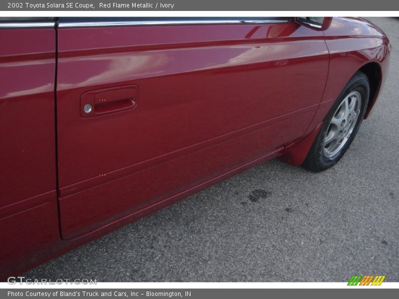 Red Flame Metallic / Ivory 2002 Toyota Solara SE Coupe