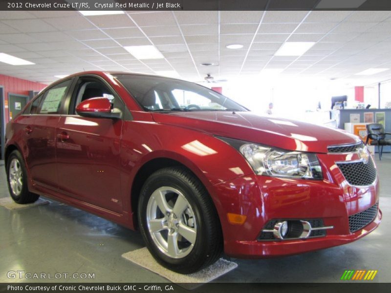 Front 3/4 View of 2012 Cruze LT/RS