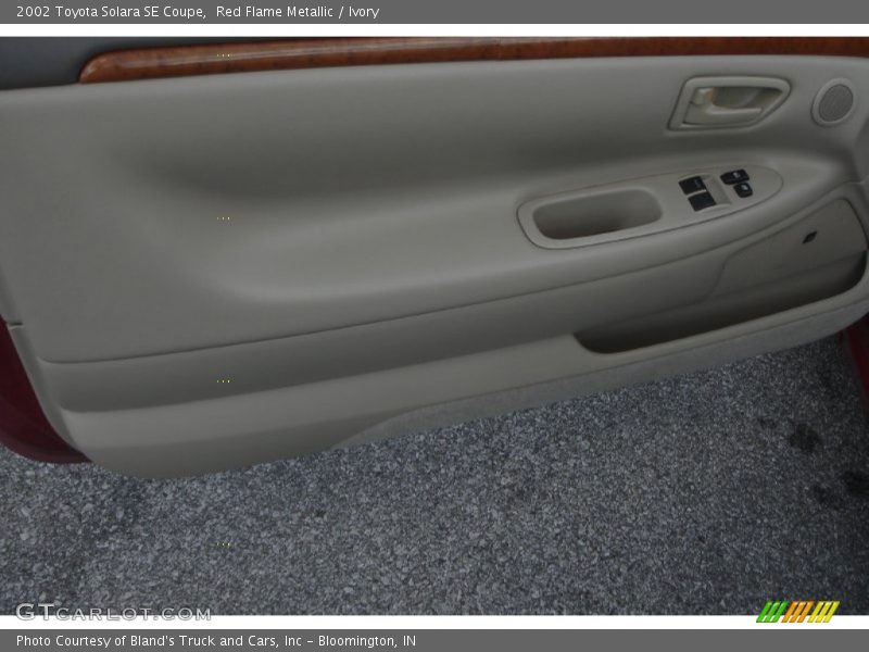Red Flame Metallic / Ivory 2002 Toyota Solara SE Coupe
