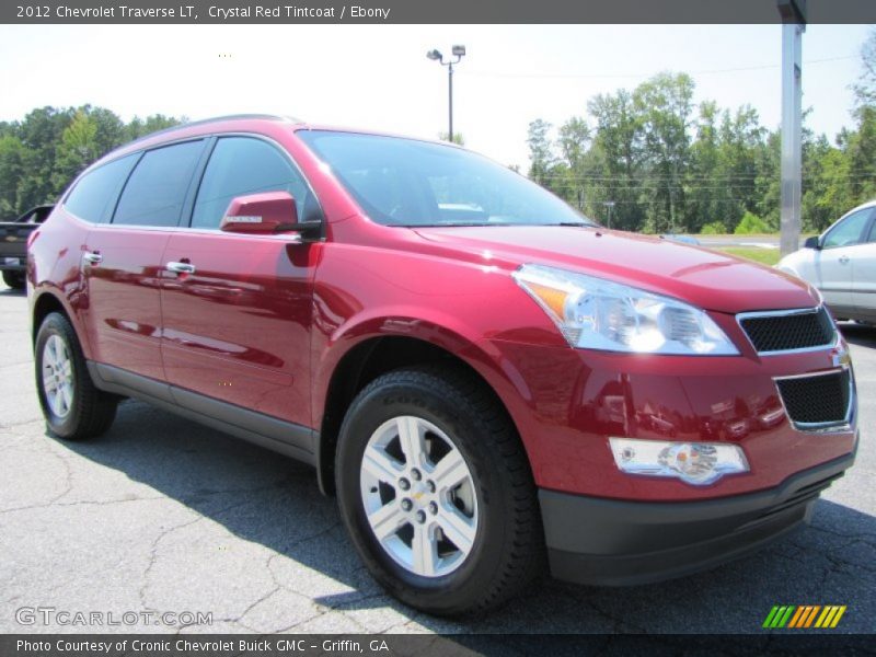 Front 3/4 View of 2012 Traverse LT