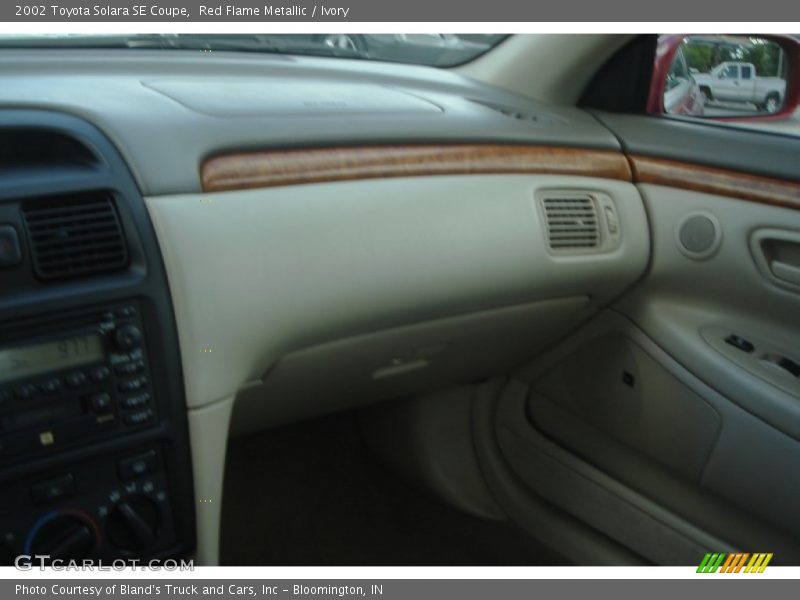 Red Flame Metallic / Ivory 2002 Toyota Solara SE Coupe