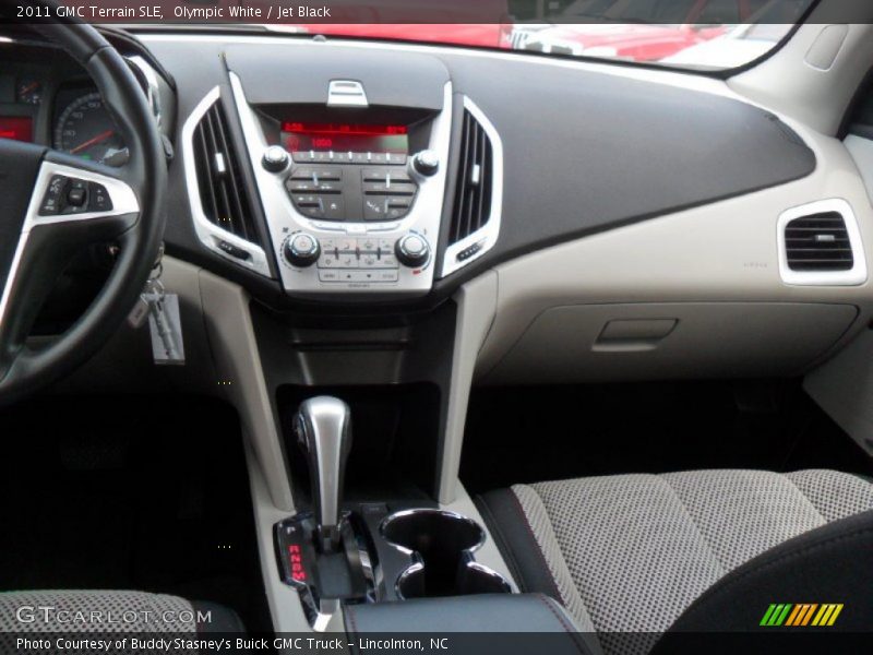 Olympic White / Jet Black 2011 GMC Terrain SLE