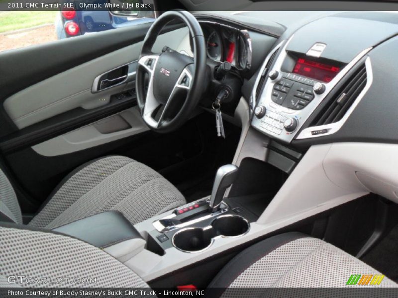 Olympic White / Jet Black 2011 GMC Terrain SLE