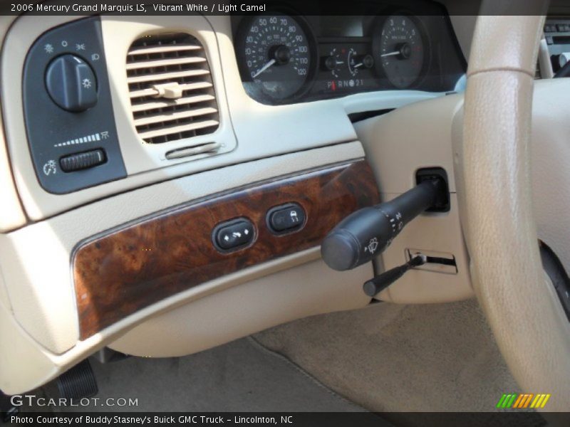 Vibrant White / Light Camel 2006 Mercury Grand Marquis LS