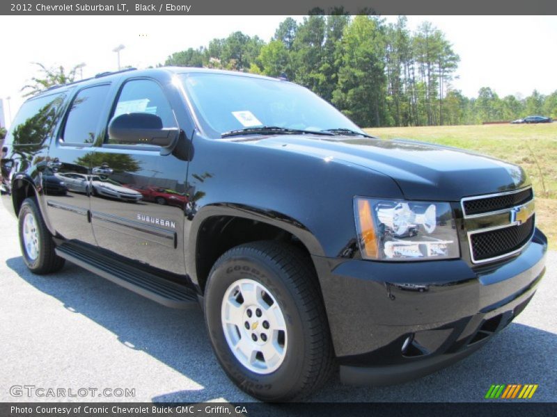 Front 3/4 View of 2012 Suburban LT