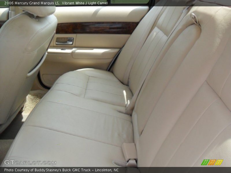 Vibrant White / Light Camel 2006 Mercury Grand Marquis LS
