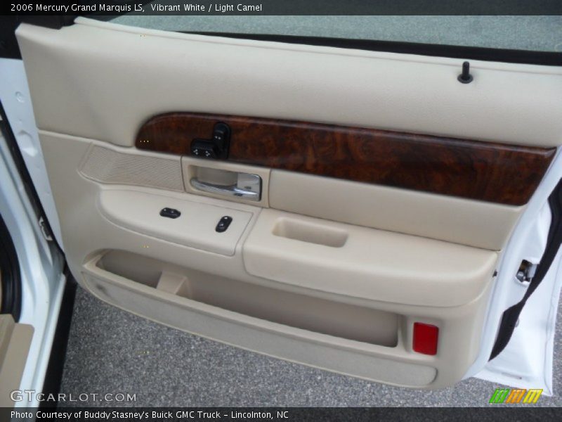 Vibrant White / Light Camel 2006 Mercury Grand Marquis LS