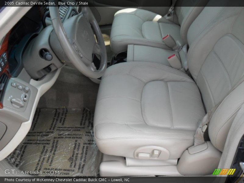 Blue Chip / Shale 2005 Cadillac DeVille Sedan