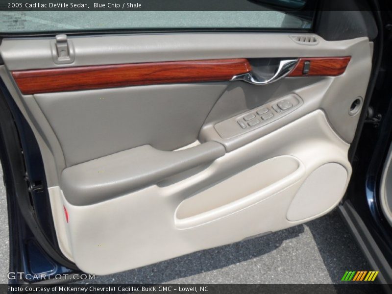 Blue Chip / Shale 2005 Cadillac DeVille Sedan