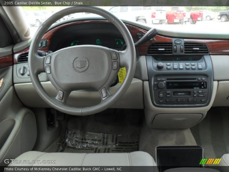 Blue Chip / Shale 2005 Cadillac DeVille Sedan