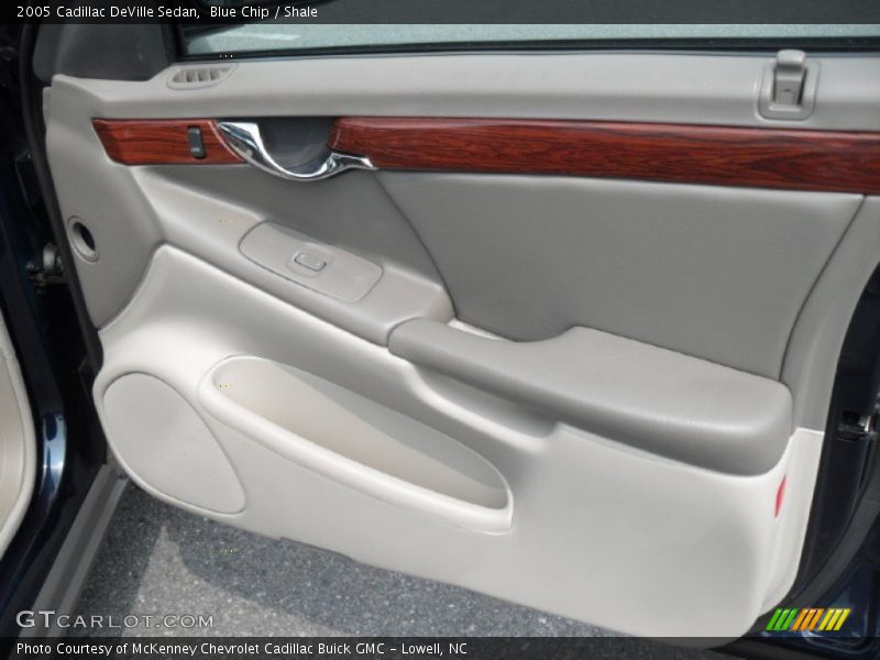 Blue Chip / Shale 2005 Cadillac DeVille Sedan