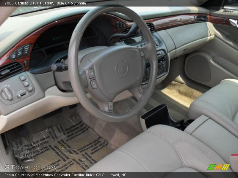 Blue Chip / Shale 2005 Cadillac DeVille Sedan