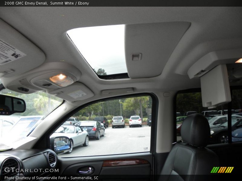 Summit White / Ebony 2008 GMC Envoy Denali