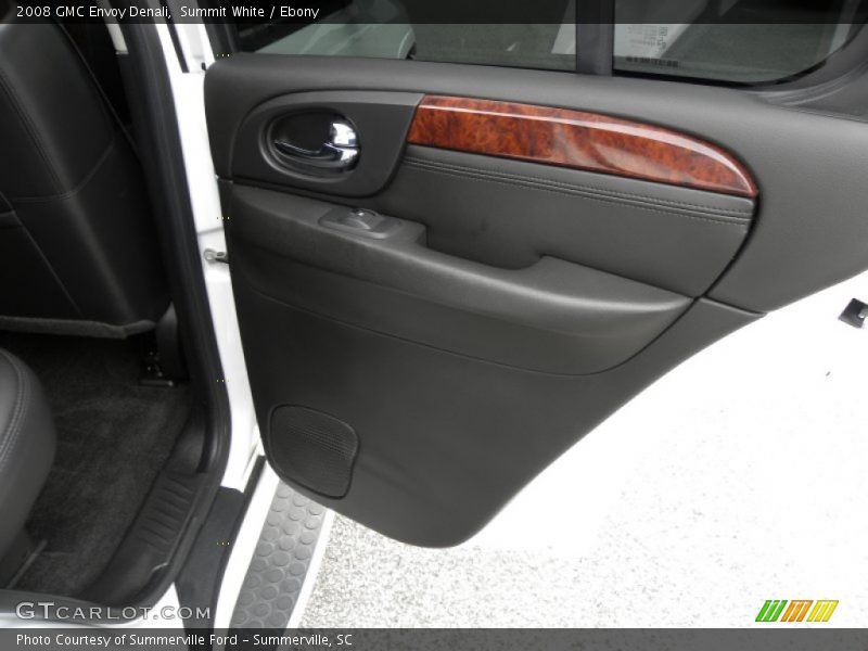 Door Panel of 2008 Envoy Denali