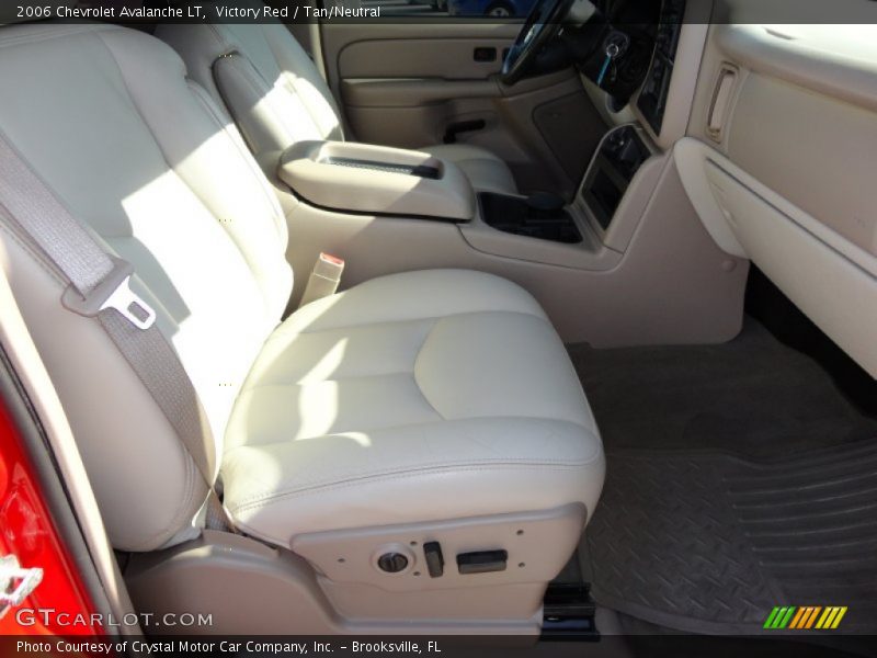  2006 Avalanche LT Tan/Neutral Interior