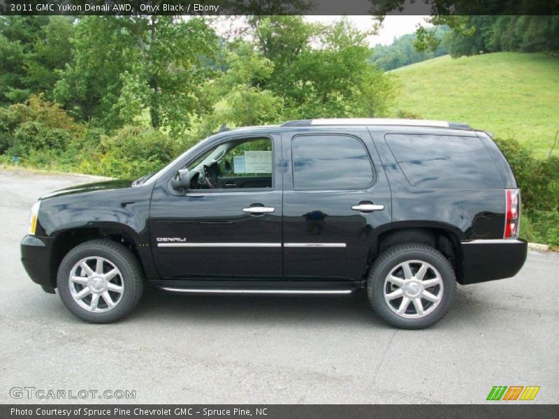 Onyx Black / Ebony 2011 GMC Yukon Denali AWD