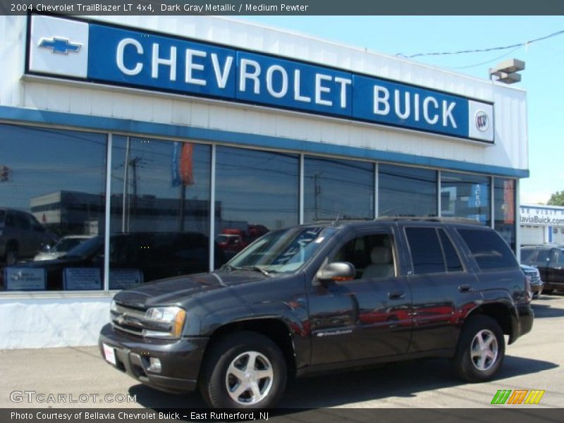 Dark Gray Metallic / Medium Pewter 2004 Chevrolet TrailBlazer LT 4x4