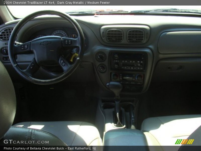 Dark Gray Metallic / Medium Pewter 2004 Chevrolet TrailBlazer LT 4x4
