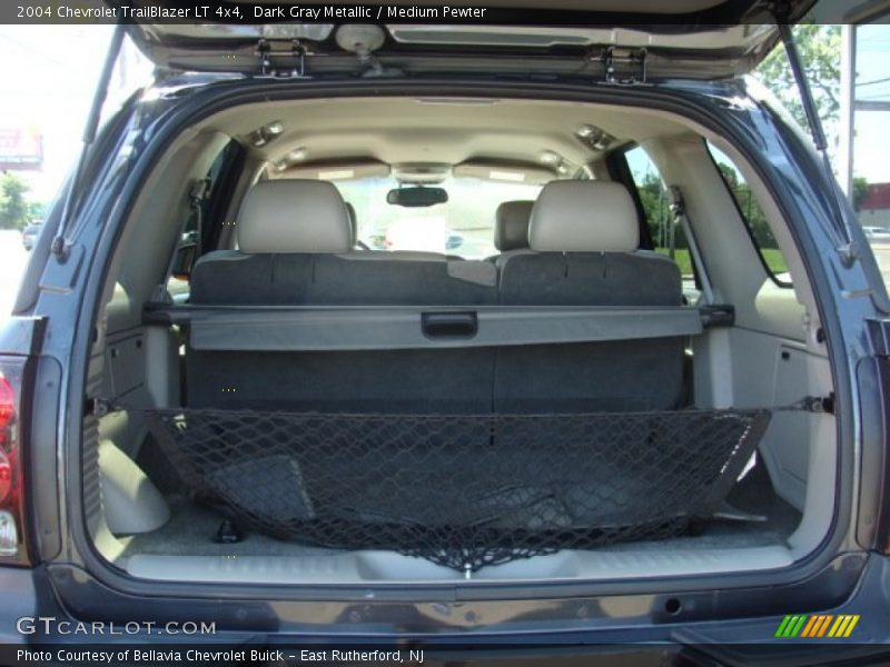 Dark Gray Metallic / Medium Pewter 2004 Chevrolet TrailBlazer LT 4x4