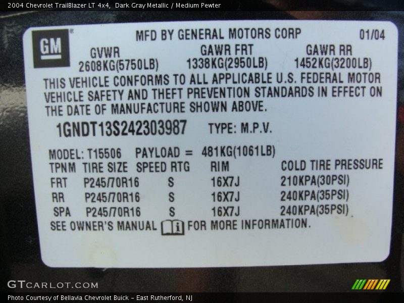 Dark Gray Metallic / Medium Pewter 2004 Chevrolet TrailBlazer LT 4x4