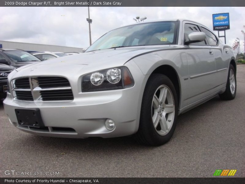 Bright Silver Metallic / Dark Slate Gray 2009 Dodge Charger R/T