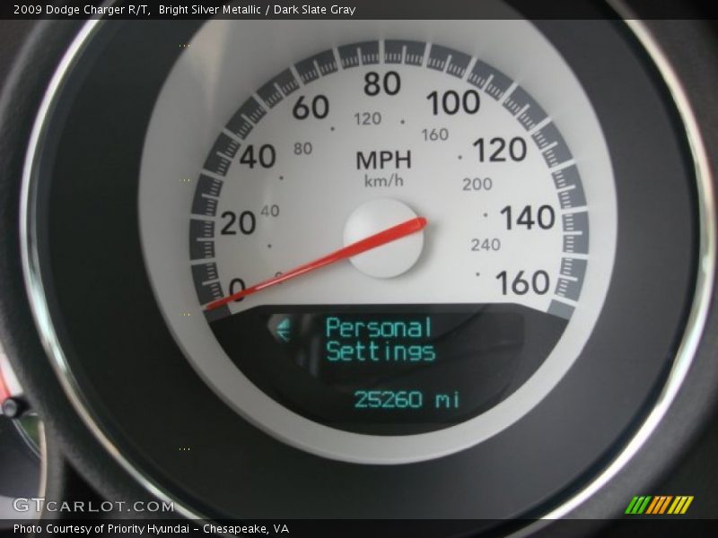 Bright Silver Metallic / Dark Slate Gray 2009 Dodge Charger R/T