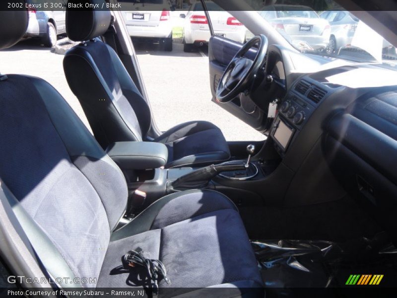 Black Onyx / Black 2002 Lexus IS 300