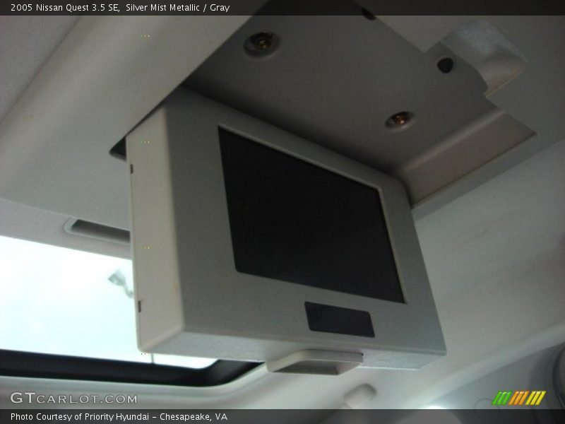 Silver Mist Metallic / Gray 2005 Nissan Quest 3.5 SE