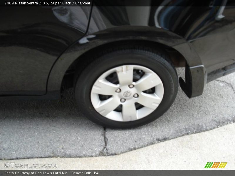 Super Black / Charcoal 2009 Nissan Sentra 2.0 S