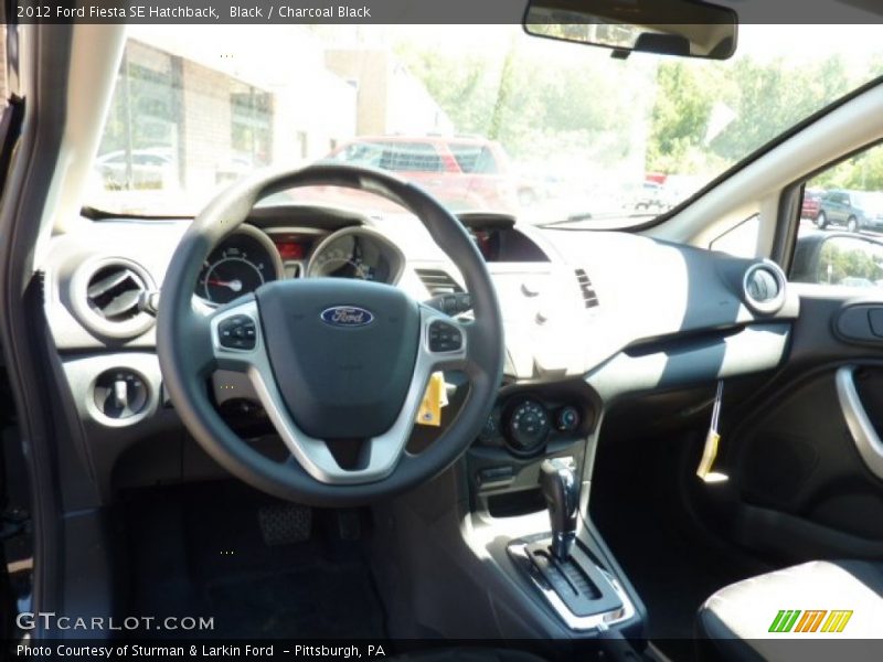 Black / Charcoal Black 2012 Ford Fiesta SE Hatchback