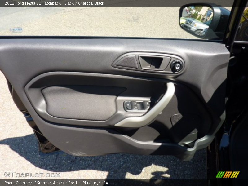 Black / Charcoal Black 2012 Ford Fiesta SE Hatchback