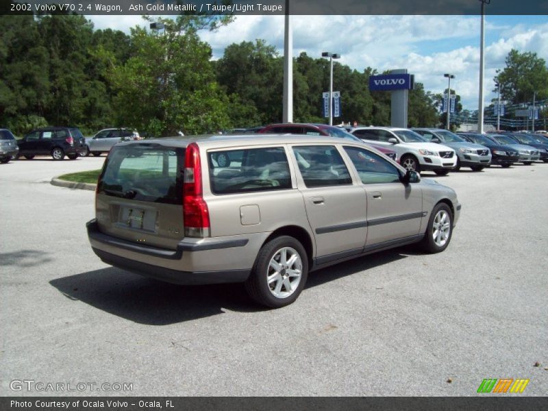 Ash Gold Metallic / Taupe/Light Taupe 2002 Volvo V70 2.4 Wagon